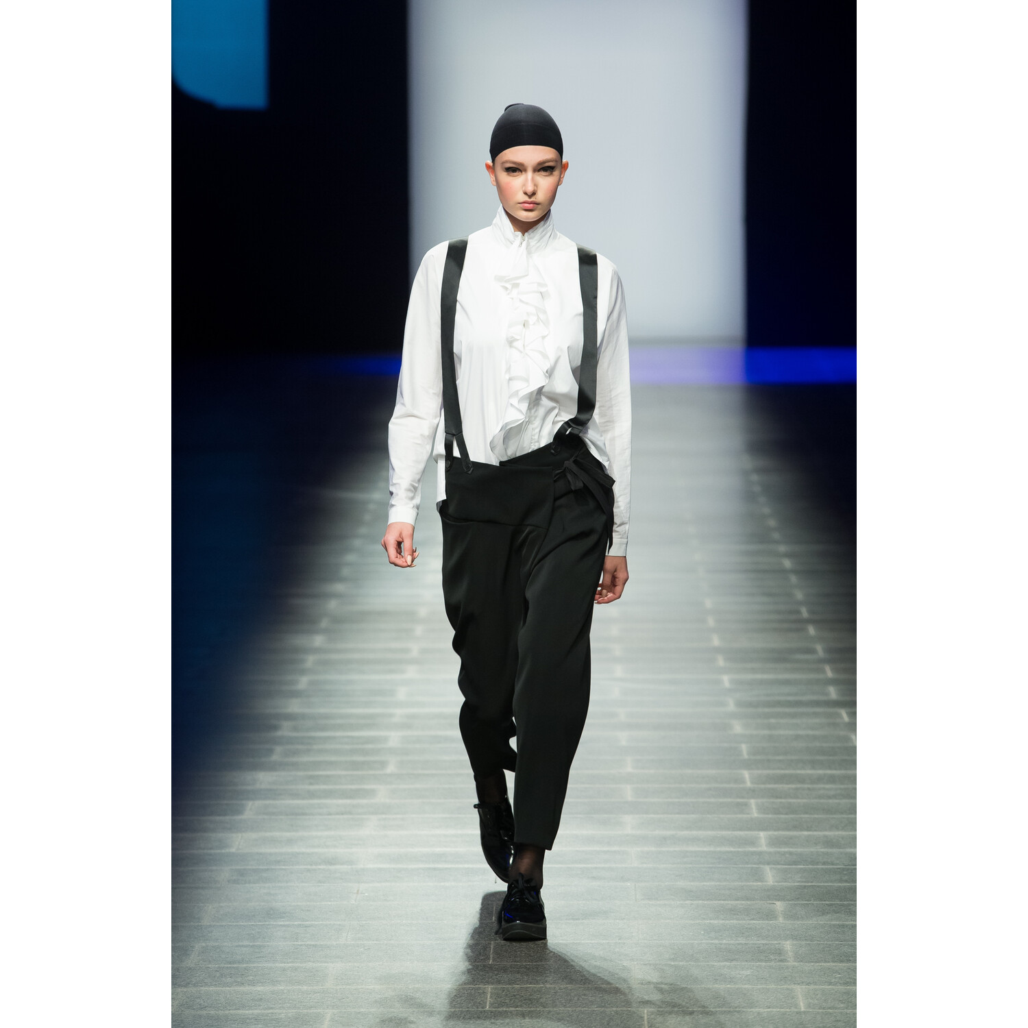 Фото Larissa Pogoretskaya SPRING 2018 READY-TO-WEAR Лариса Погорецкая весна- лето 2018 Санкт Петербург MBFDays